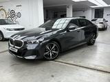 BMW 530 2023 года за 38 000 000 тг. в Астана – фото 4