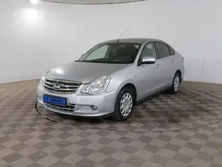 Nissan Almera