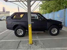 Isuzu MU, 1993