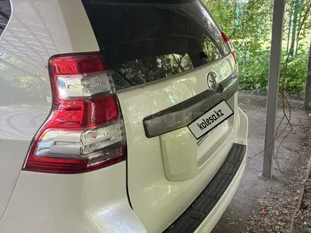 Toyota Land Cruiser Prado 2014 года за 16 900 000 тг. в Алматы – фото 3