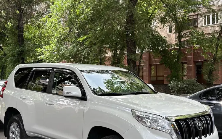 Toyota Land Cruiser Prado 2014 года за 16 900 000 тг. в Алматы