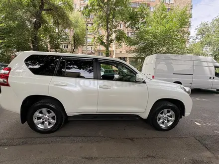 Toyota Land Cruiser Prado 2014 года за 16 900 000 тг. в Алматы – фото 6