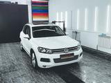 Volkswagen Touareg 2014 года за 12 000 000 тг. в Атырау – фото 4