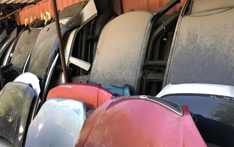 Авто разбор двигатели и кпп по кузову салон ходовая контрактный сша Япония в Алматы