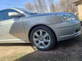Toyota Avensis 2005 годаfor4 500 000 тг. в Мерке