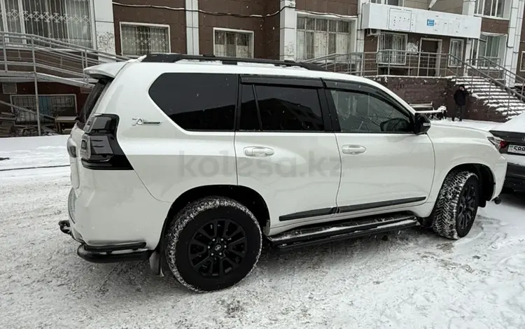 Toyota Land Cruiser Prado 2020 года за 30 000 000 тг. в Астана