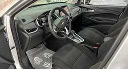 Chevrolet Onix 2023 годаүшін8 190 000 тг. в Атырау – фото 4
