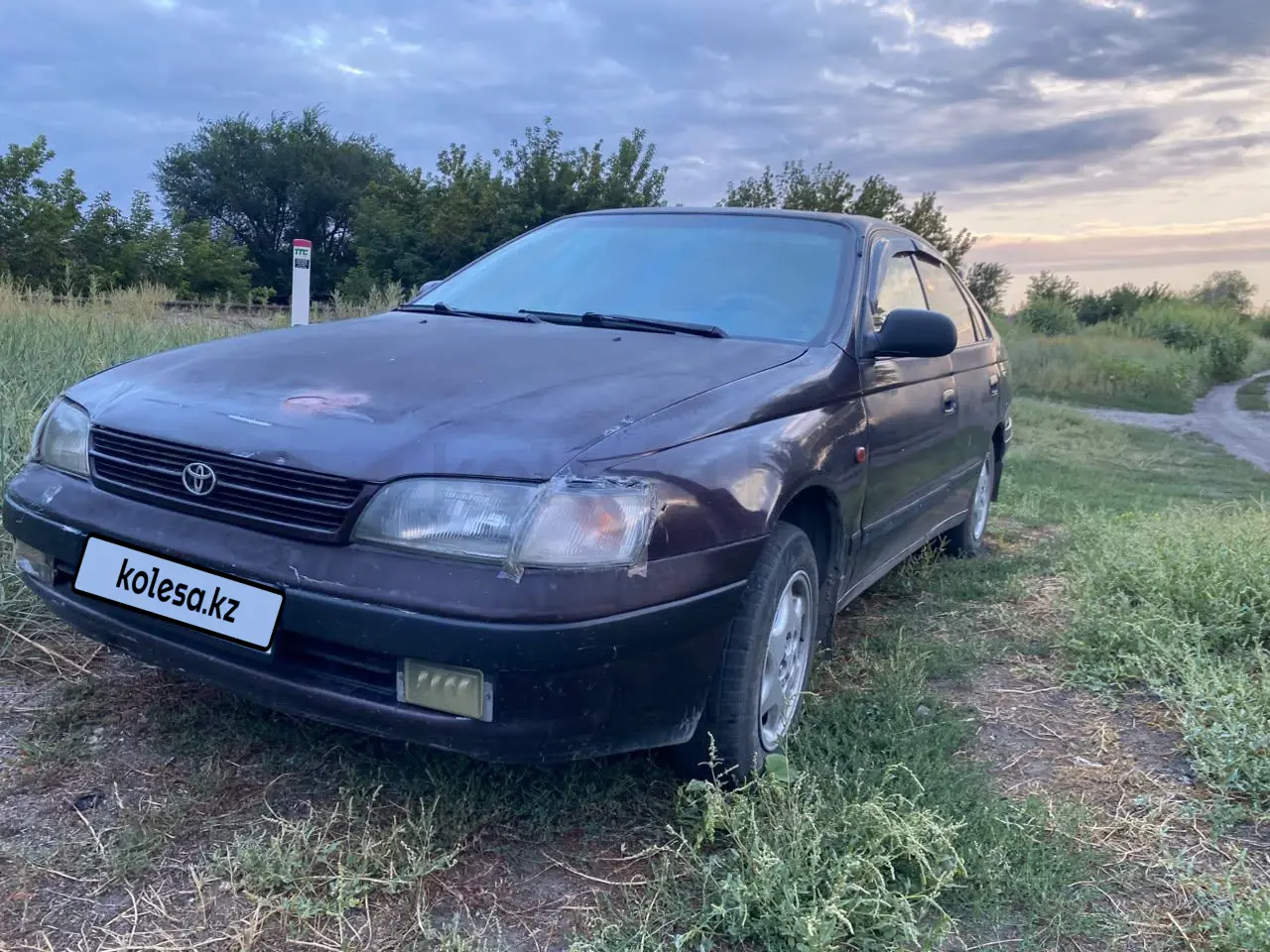 Toyota Carina E, 1994