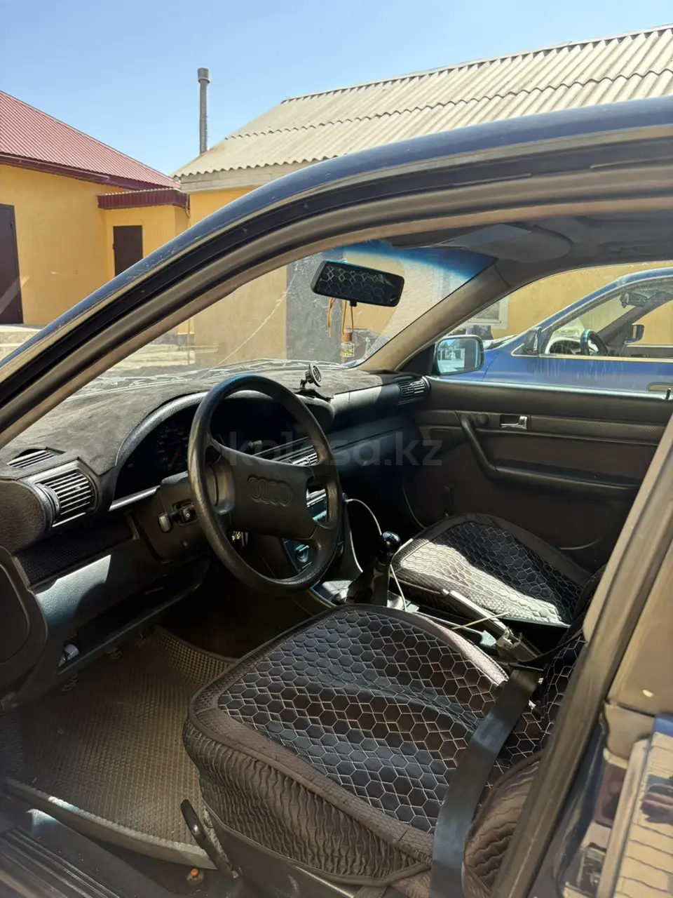 Audi 100, 1992