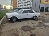 Mercedes-Benz E 230 1981 годаfor1 300 000 тг. в Астана – фото 4