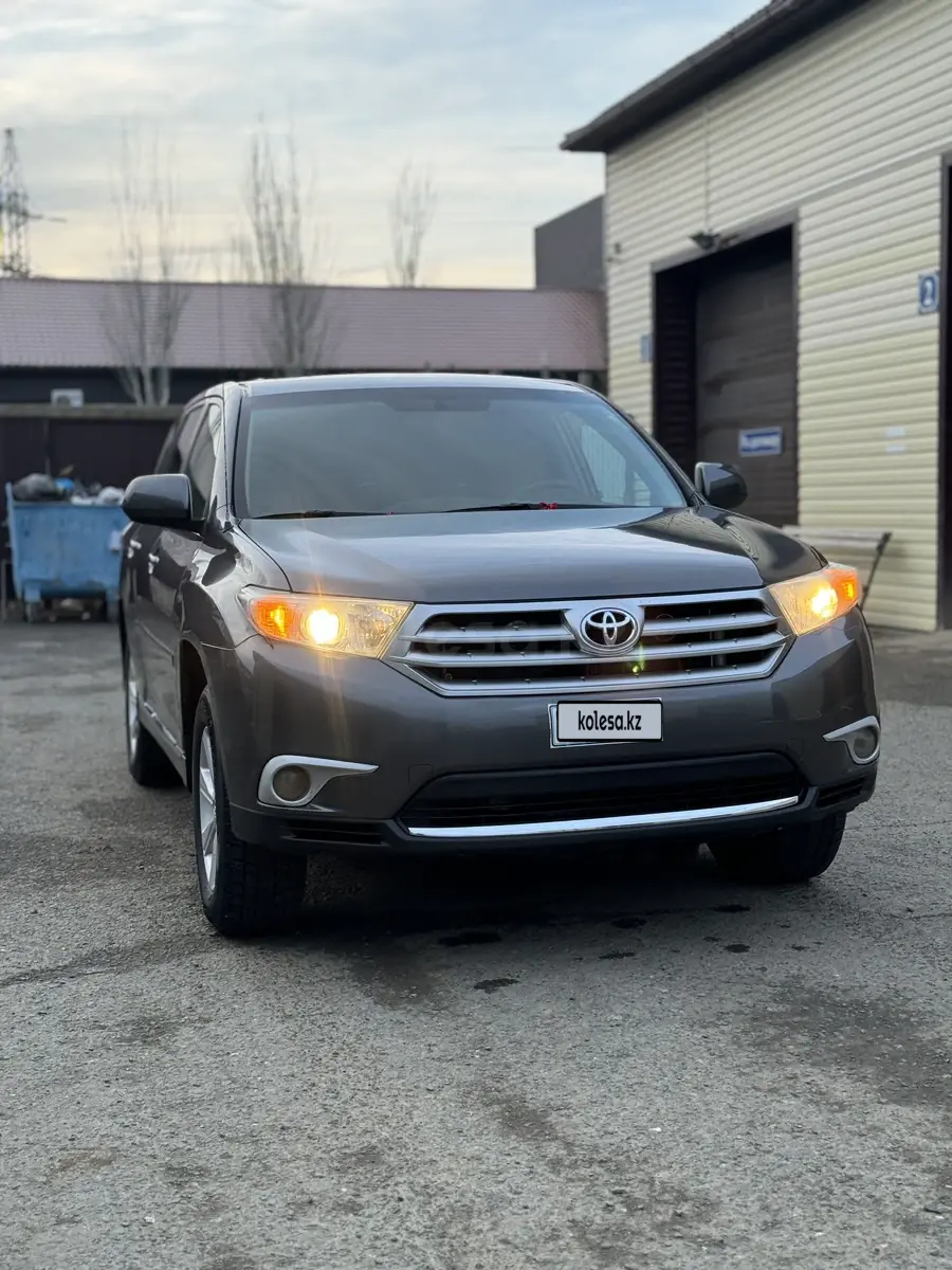 Toyota Highlander, 2011
