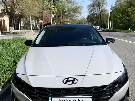 Hyundai Elantra 2022 года за 10 700 000 тг. в Шымкент – фото 6