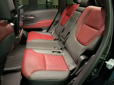 Toyota Land Cruiser 2021 года за 47 000 000 тг. в Алматы – фото 11