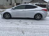 Hyundai Elantra 2013 годаfor2 800 000 тг. в Атырау – фото 3