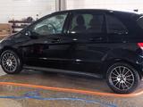 Mercedes-Benz B 200 2006 года за 3 000 000 тг. в Атырау – фото 4