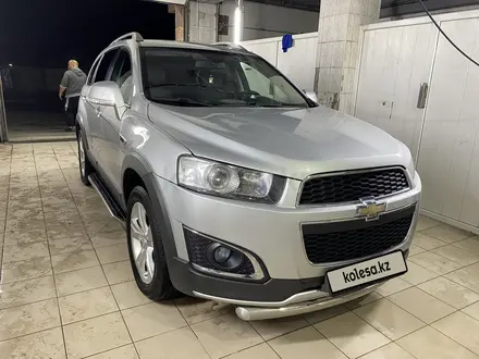 Chevrolet Captiva 2013 года за 7 500 000 тг. в Алматы – фото 2