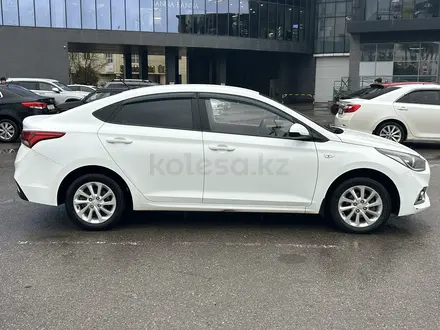 Hyundai Accent 2019 года за 7 000 000 тг. в Шымкент – фото 4