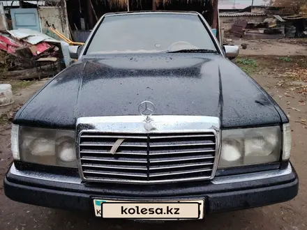 Mercedes-Benz E 230 1991 года за 1 000 000 тг. в Алматы