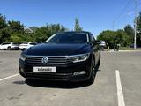Volkswagen Passat 2017 года за 9 700 000 тг. в Алматы