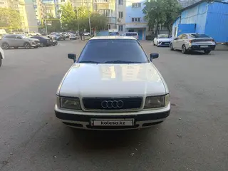 Audi 80