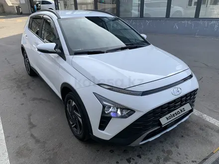 Hyundai Bayon 2023 года за 8 550 000 тг. в Алматы – фото 3