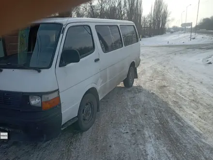 Toyota Hiace 1998 года за 2 400 000 тг. в Шу – фото 3