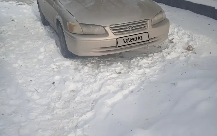 Toyota Camry 2001 года за 3 600 000 тг. в Есик