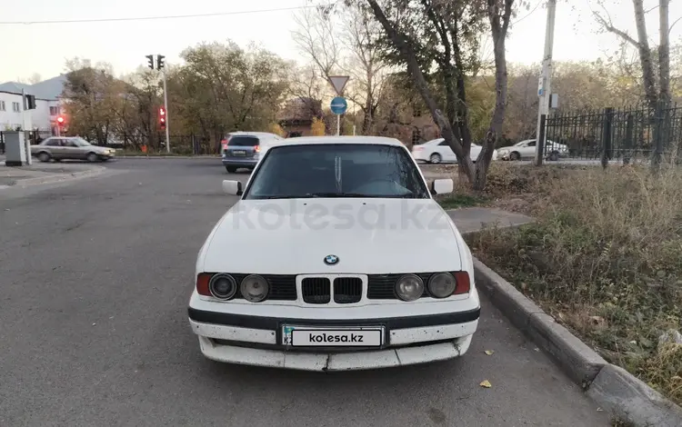 BMW 520 1991 года за 1 000 000 тг. в Астана