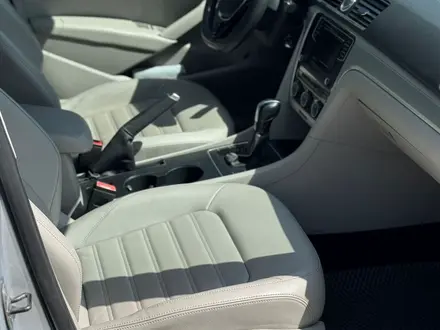 Volkswagen Passat 2016 года за 5 500 000 тг. в Алматы – фото 10