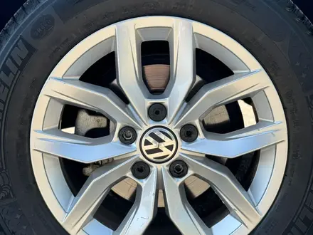 Volkswagen Passat 2016 года за 5 500 000 тг. в Алматы – фото 13