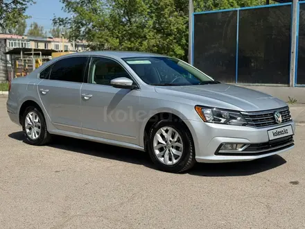 Volkswagen Passat 2016 года за 5 500 000 тг. в Алматы