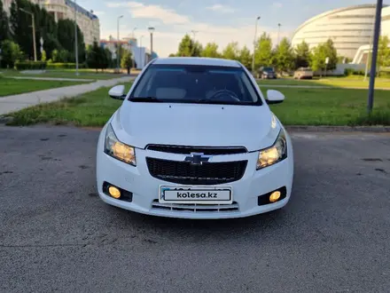 Chevrolet Cruze 2011 года за 3 200 000 тг. в Астана