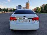 Chevrolet Cruze 2011 года за 3 200 000 тг. в Астана – фото 4