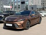 Toyota Camry Luxe 2024 года за 20 300 000 тг. в Астана