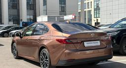 Toyota Camry Luxe 2024 года за 20 300 000 тг. в Астана – фото 2