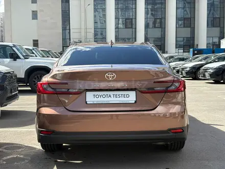 Toyota Camry Luxe 2024 года за 20 300 000 тг. в Астана – фото 4