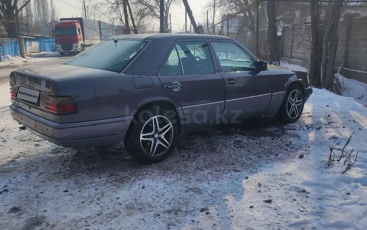 Mercedes-Benz E 200 1993 годаfor1 600 000 тг. в Кордай