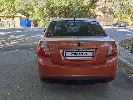 Kia Rio 2010 года за 3 800 000 тг. в Уральск – фото 3