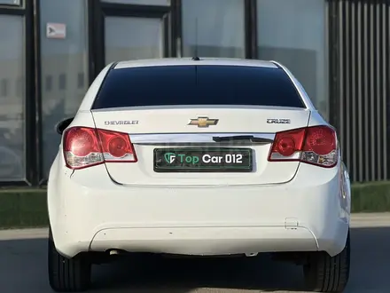 Chevrolet Cruze 2011 года за 3 200 000 тг. в Актау – фото 3