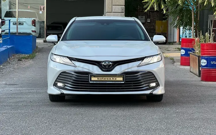 Toyota Camry 2020 годаfor14 500 000 тг. в Шымкент