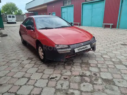 Mazda 323 1995 года за 800 000 тг. в Алматы – фото 4