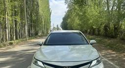 Toyota Camry 2018 года за 13 000 000 тг. в Алматы – фото 5
