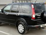 Honda CR-V 2005 года за 5 500 000 тг. в Актобе – фото 3