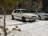 Volkswagen Golf 1993 года за 1 500 000 тг. в Караганда