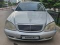 Mercedes-Benz S 320 1999 года за 2 400 000 тг. в Астана – фото 4
