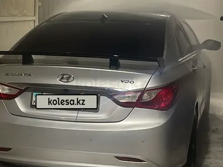 Hyundai Sonata 2010 года за 4 200 000 тг. в Атырау – фото 3