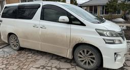 Toyota Vellfire 2012 года за 7 500 000 тг. в Астана – фото 2