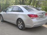 Chevrolet Cruze 2013 года за 3 700 000 тг. в Уральск – фото 3