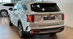 Kia Sorento 2021 года за 15 350 000 тг. в Астана – фото 4