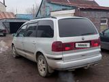 Volkswagen Sharan 2001 годаүшін2 700 000 тг. в Астана – фото 4